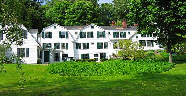 Another view of the Inn.